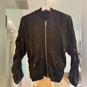 Rouched Satin bomber jacket. Size S/M